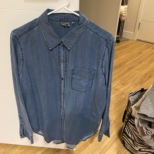 Athleta chambray top